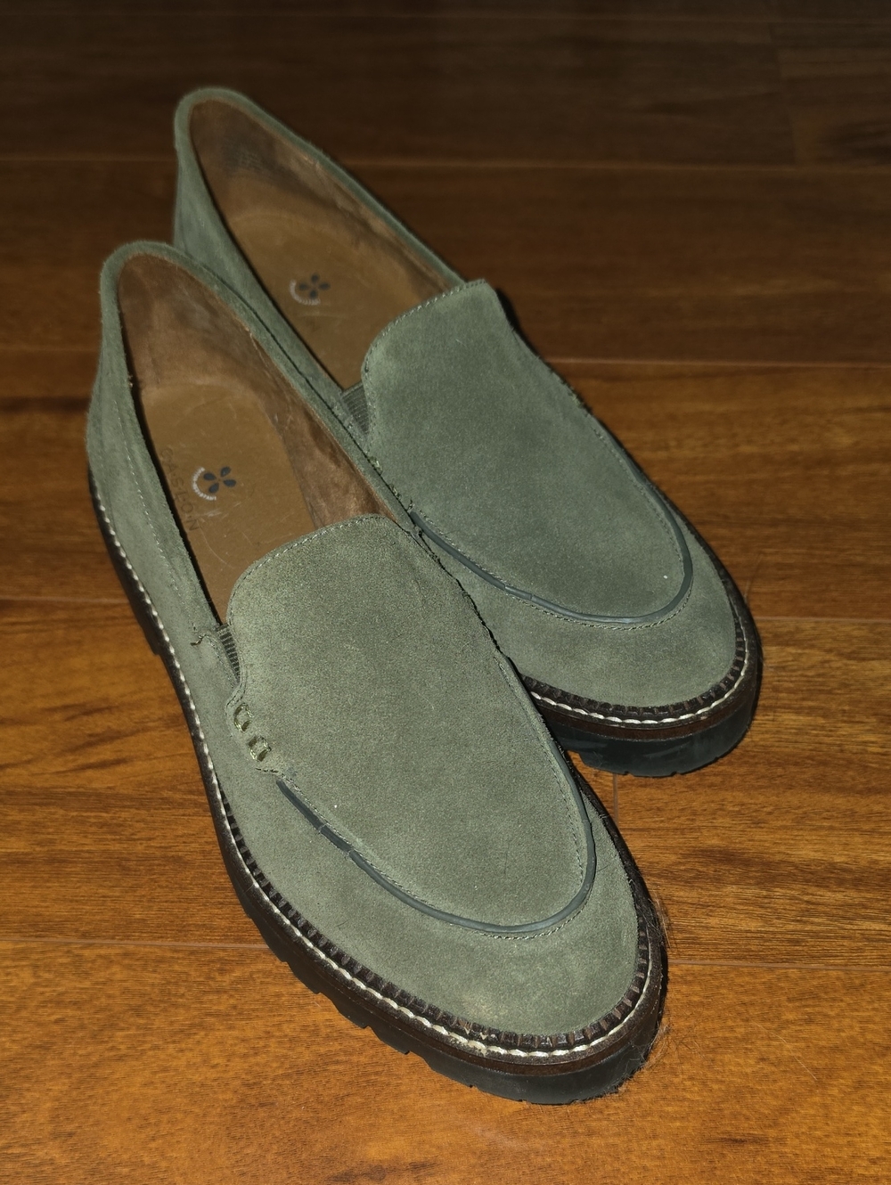 Women’s Suede Chunky Loafers in Olive Green
